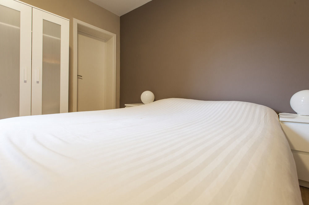Madou City Center Apartment บรัสเซลส์ ภายนอก รูปภาพ